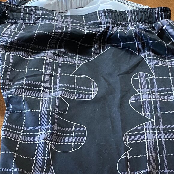 T-shirt and Flannel Shop! Like this to get notified when we got new stuff! - Picture 10 of 10